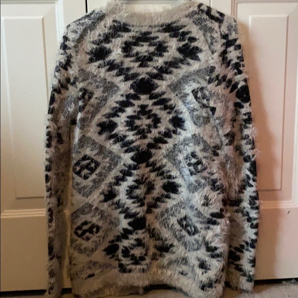 Fun Pattern Cardigan - Picture 3 of 3